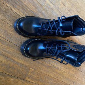 Doc Martens Persephone